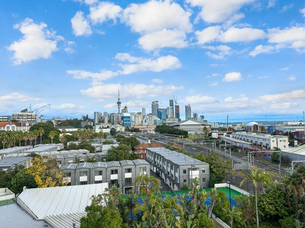 Le Mirage- Stylish, Central Apartment With Pools, Sauna, More Auckland Esterno foto