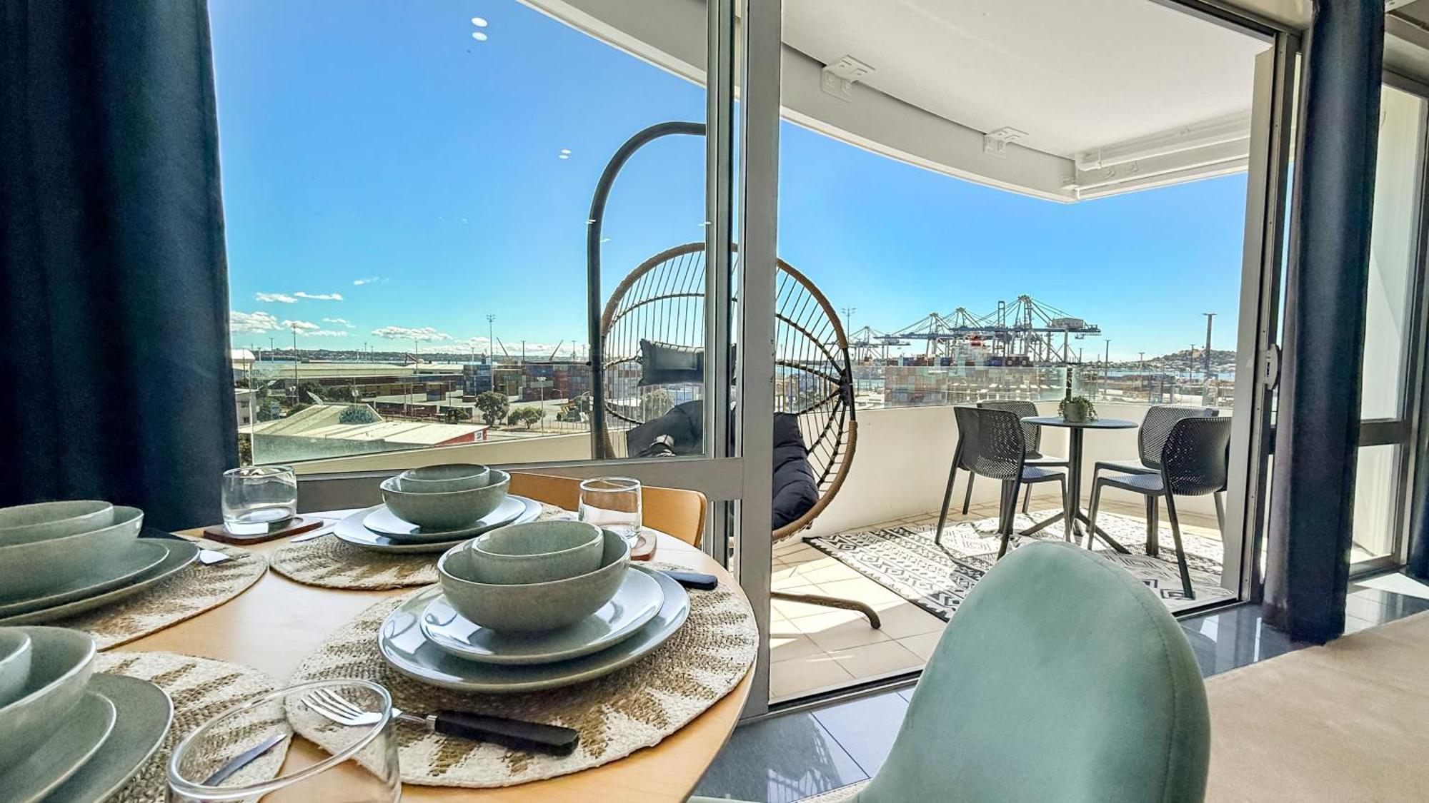 Le Mirage- Stylish, Central Apartment With Pools, Sauna, More Auckland Esterno foto